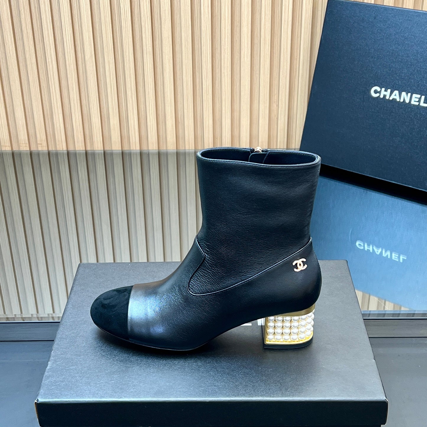 CHANEL 25S TALL BOOTS WITH PEARL DETAILS 50MM IN BLACK SUEDE AND CALFSKIN - 35