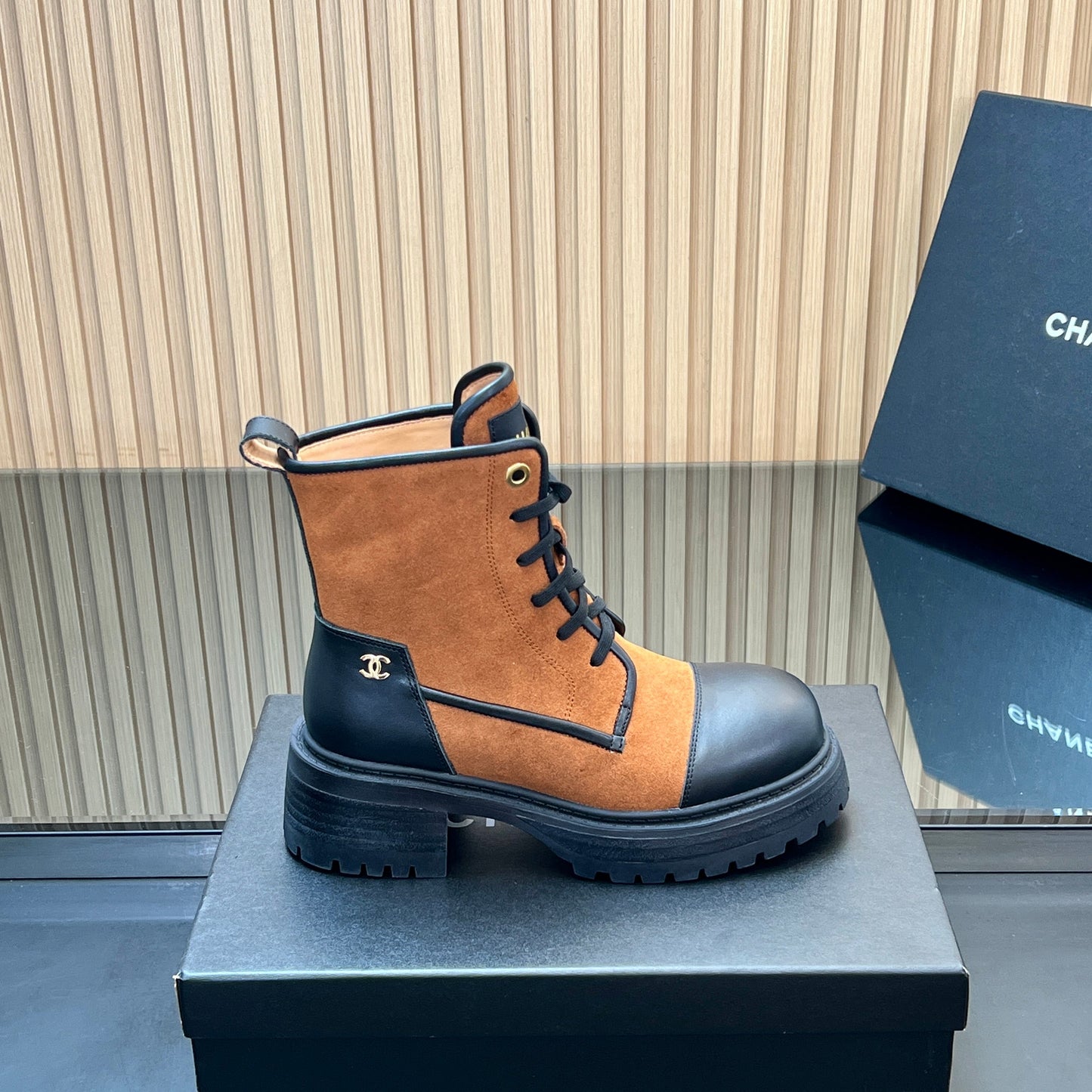 CHANEL 25S LACE-UP ANKLE BOOTS IN DARK CARAMEL SUEDE AND BLACK CALFSKIN - 35