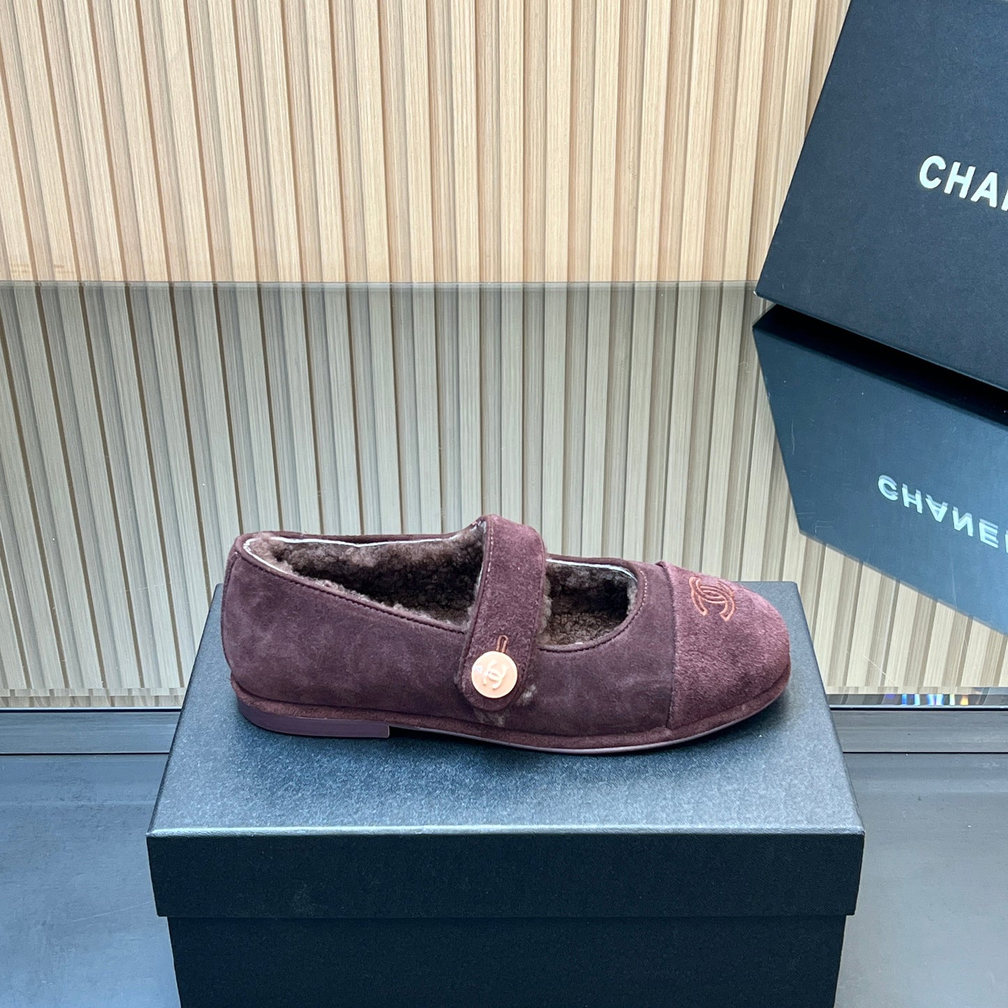 CHANEL 25S FURRY MARY JANE SHOES IN DARK PURPLE SUEDE - 35