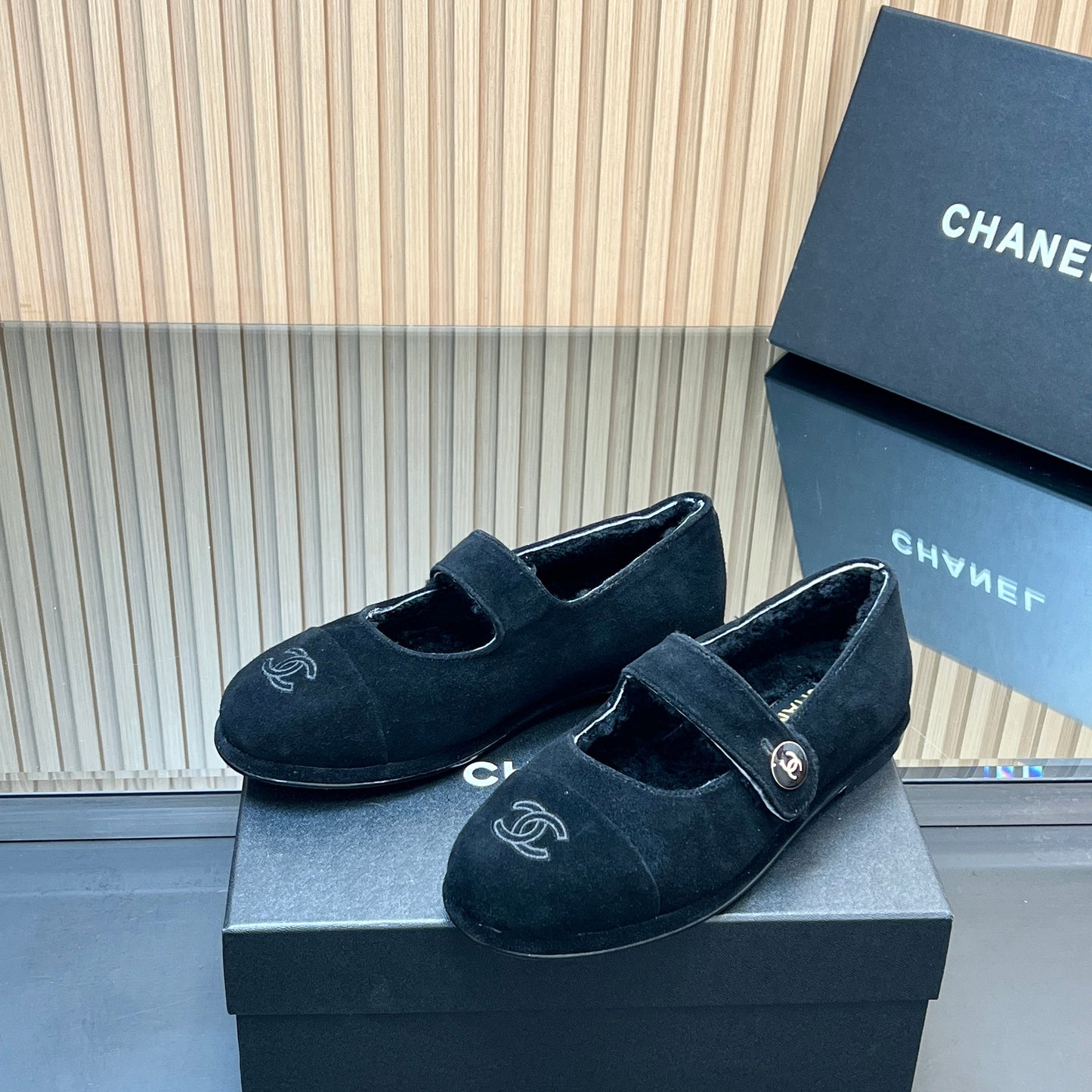 CHANEL 25S FURRY MARY JANE SHOES IN BLACK SUEDE - 35