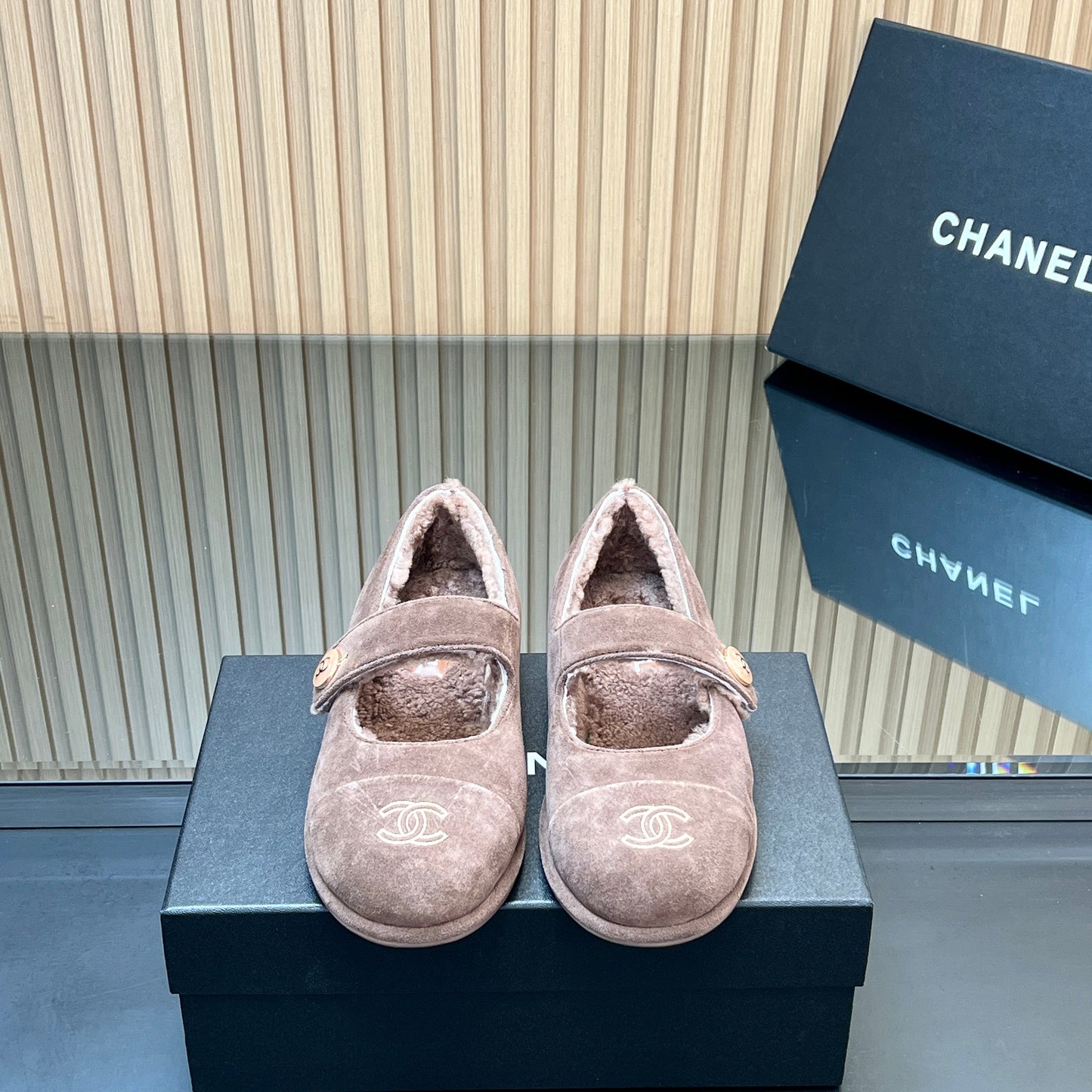 CHANEL 25S FURRY MARY JANE SHOES IN TAUPE GRAY SUEDE - 35