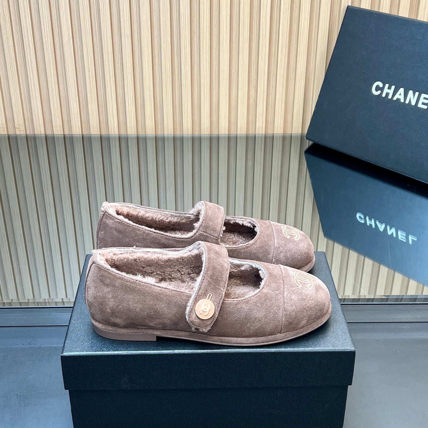 CHANEL 25S FURRY MARY JANE SHOES IN TAUPE GRAY SUEDE - 35