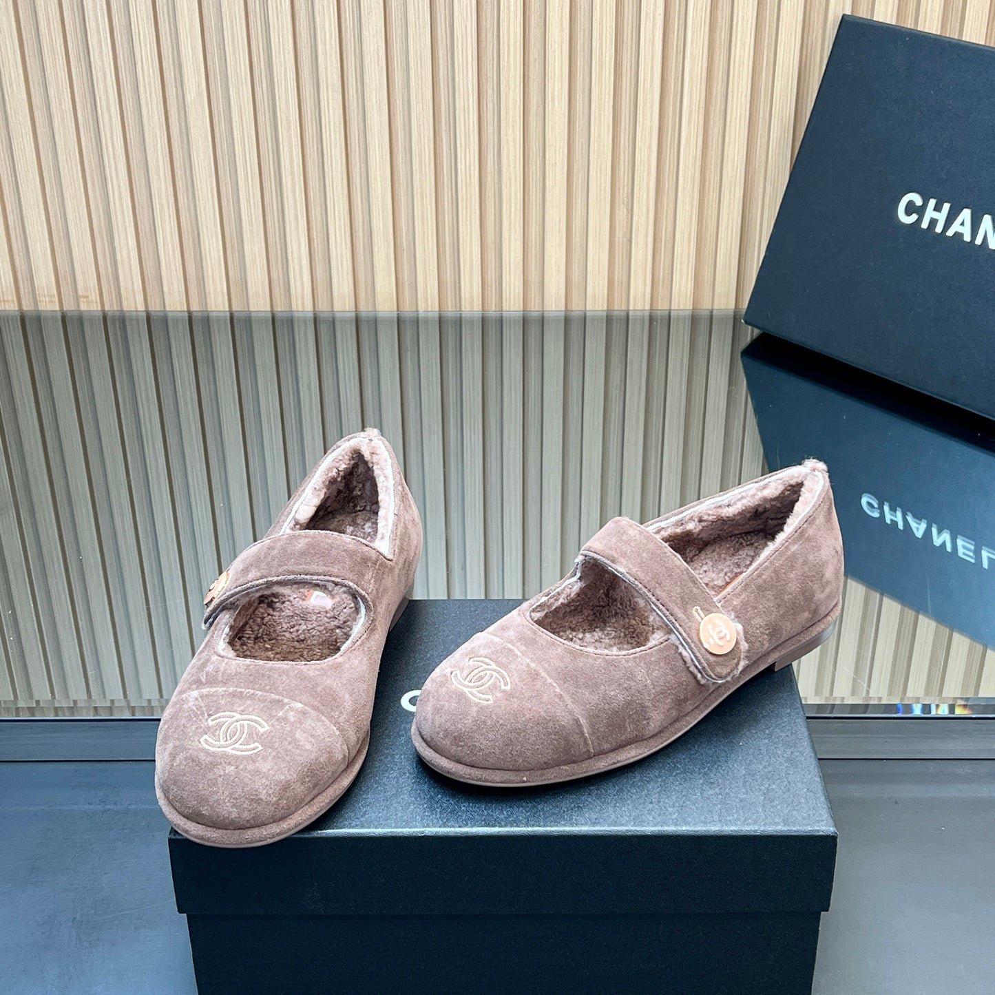 CHANEL 25S FURRY MARY JANE SHOES IN TAUPE GRAY SUEDE - 35