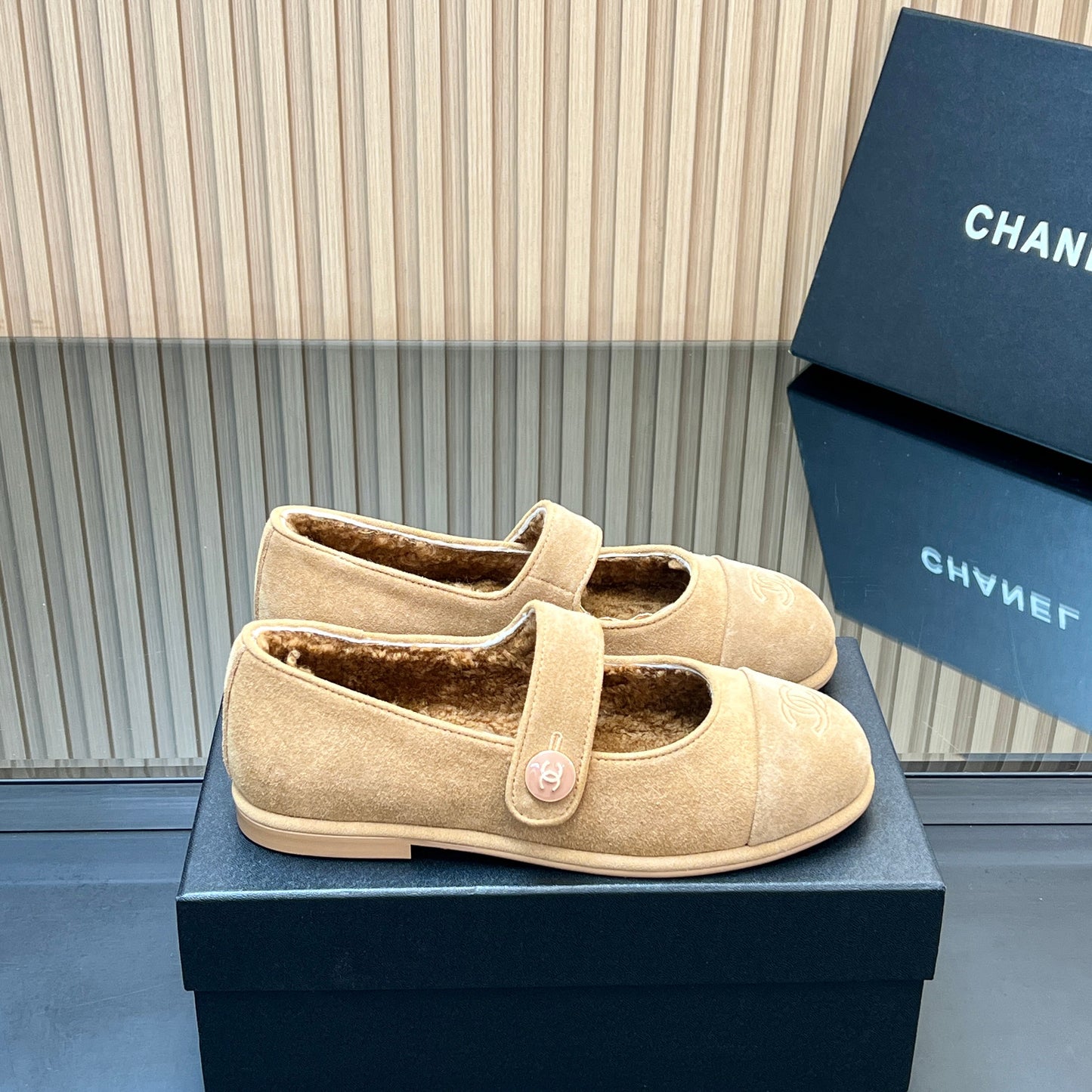 CHANEL 25S FURRY MARY JANE SHOES IN LIGHT BROWN SUEDE - 35