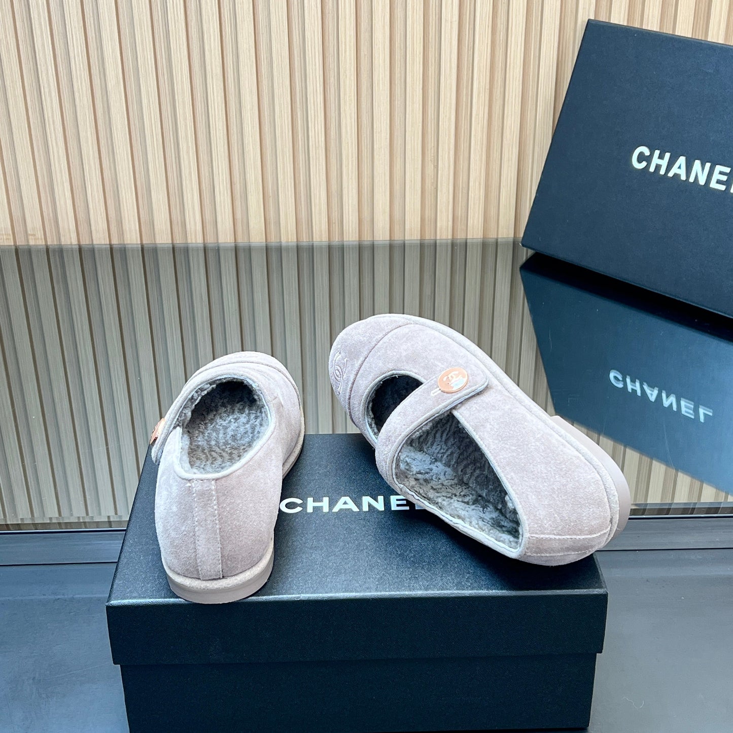 CHANEL 25S FURRY MARY JANE SHOES IN LIGHT PURPLE SUEDE - 35
