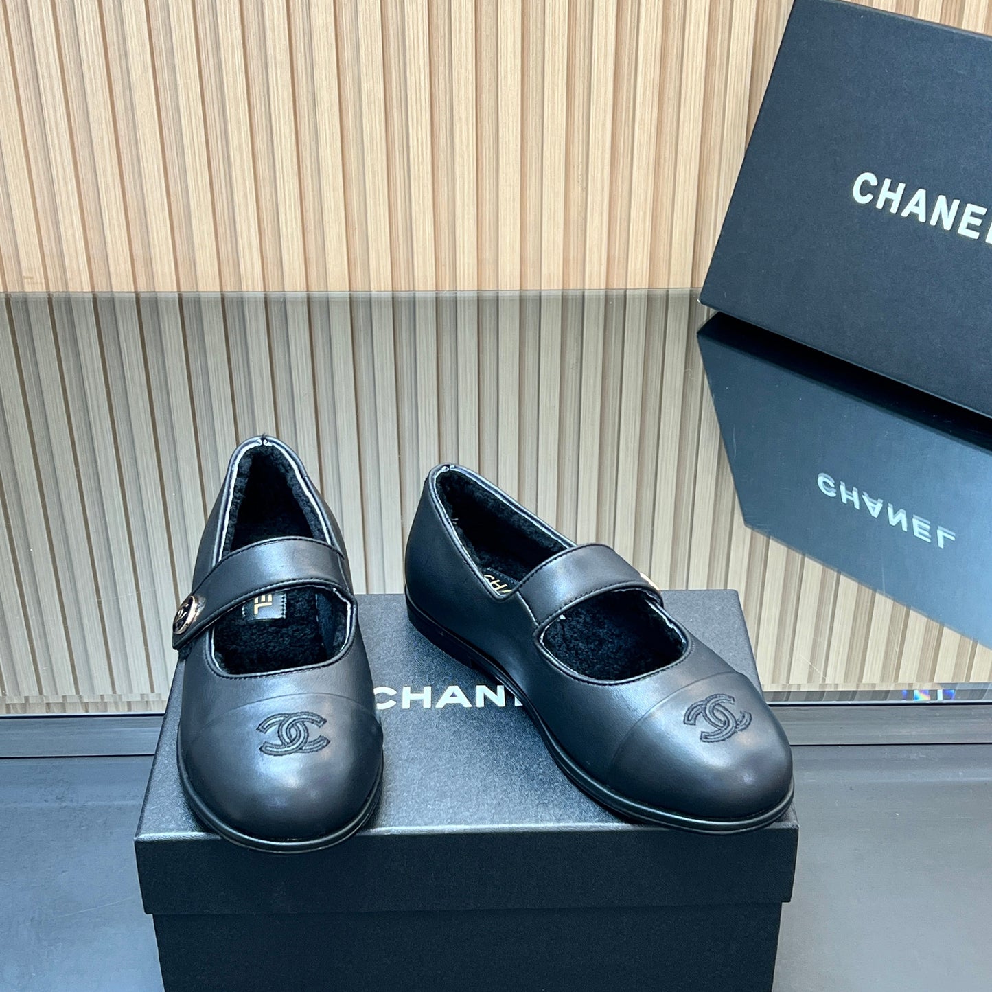 CHANEL 25S FURRY MARY JANE SHOES IN BLACK CALFSKIN - 35