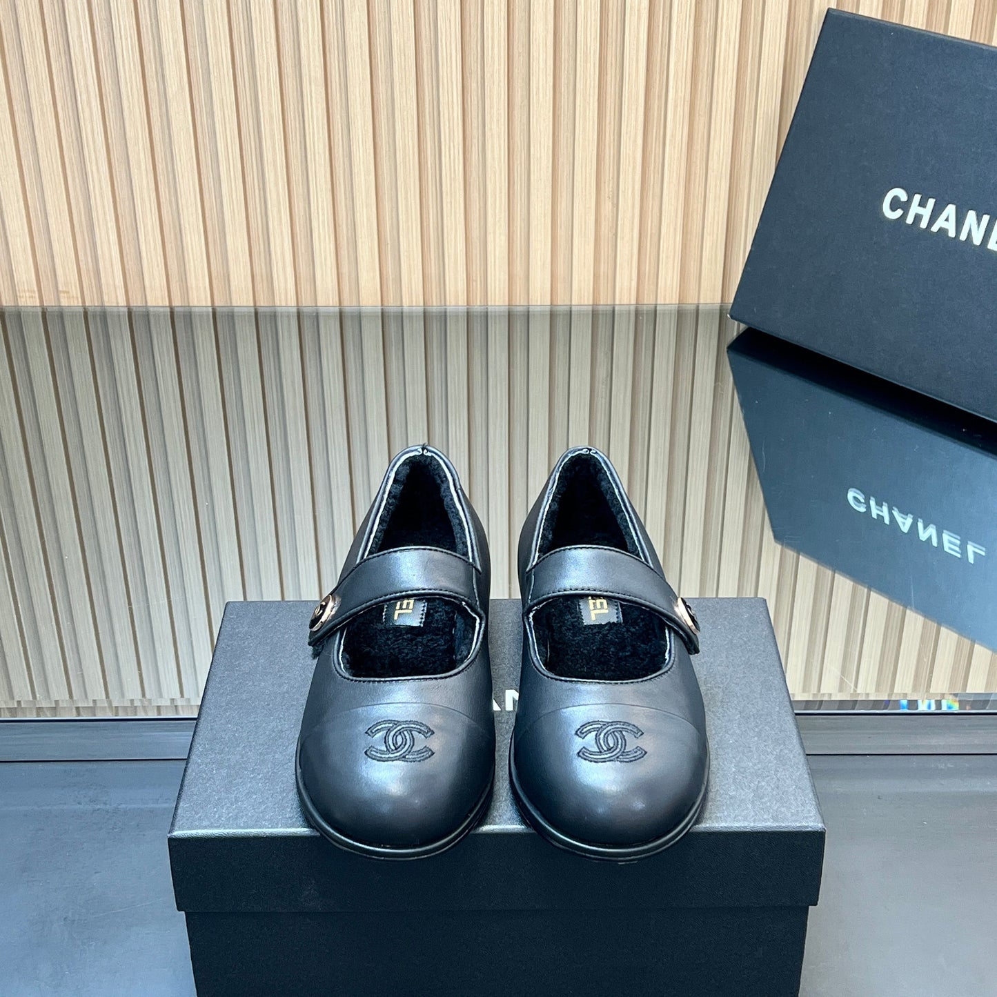 CHANEL 25S FURRY MARY JANE SHOES IN BLACK CALFSKIN - 35