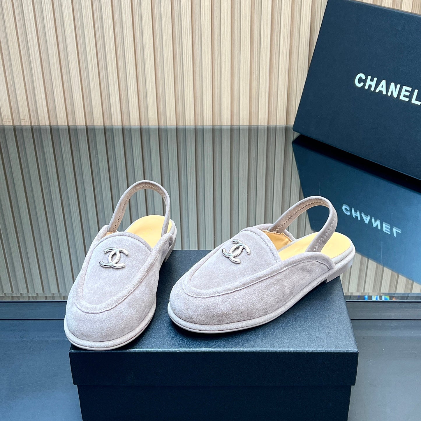 CHANEL 25S BACK STRAP MULE 15MM IN LIGHT GRAY SUEDE SILVER HARDWRE - 35