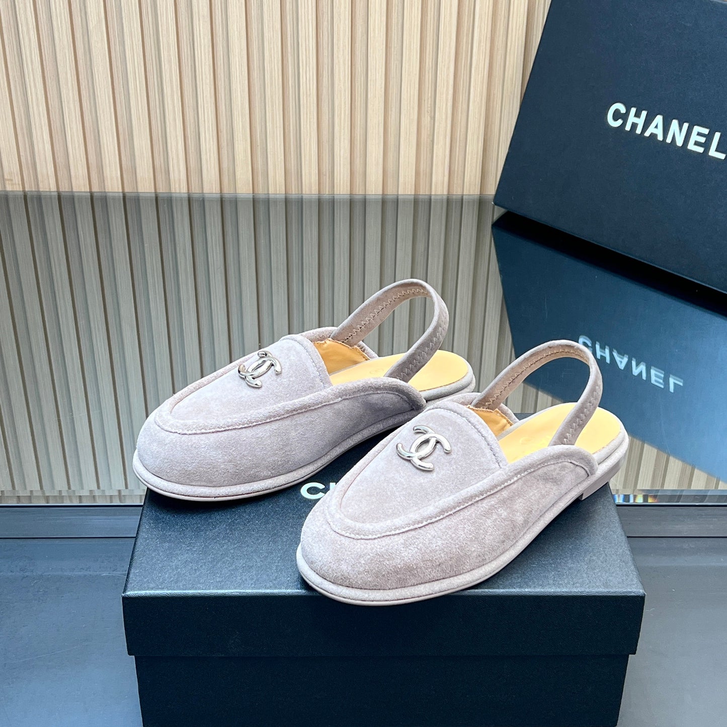 CHANEL 25S BACK STRAP MULE 15MM IN LIGHT GRAY SUEDE SILVER HARDWRE - 35