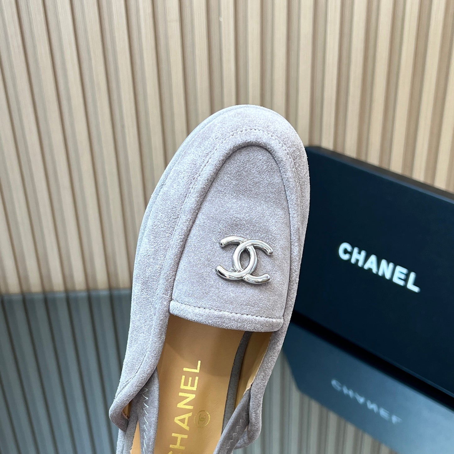 CHANEL 25S BACK STRAP MULE 15MM IN LIGHT GRAY SUEDE SILVER HARDWRE - 35