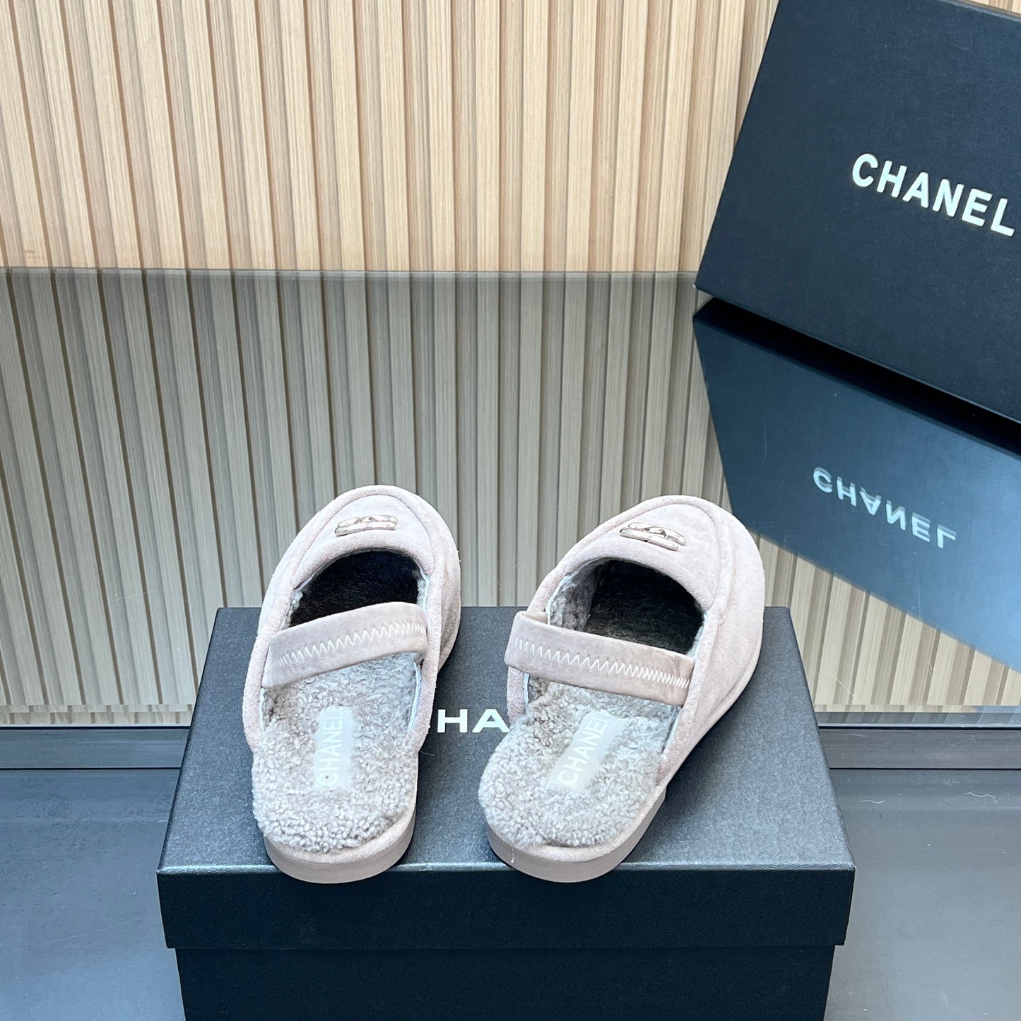CHANEL 25S BACK STRAP MULE 15MM IN LIGHT PURPLE SUEDE AND WOOL SILVER HARDWRE - 35