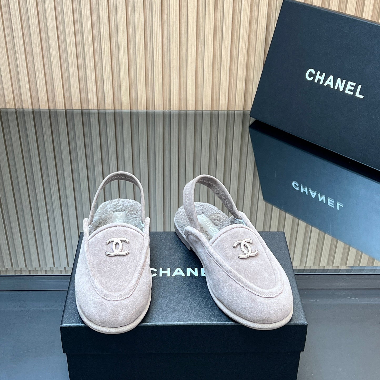 CHANEL 25S BACK STRAP MULE 15MM IN LIGHT PURPLE SUEDE AND WOOL SILVER HARDWRE - 35