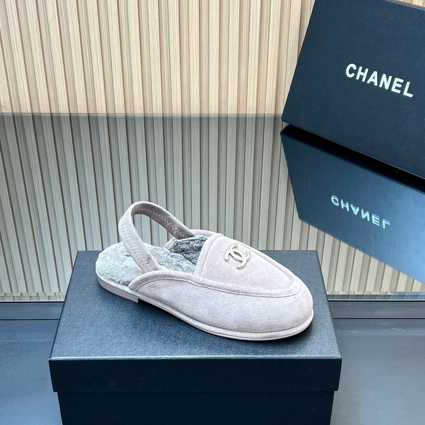 CHANEL 25S BACK STRAP MULE 15MM IN LIGHT PURPLE SUEDE AND WOOL SILVER HARDWRE - 35