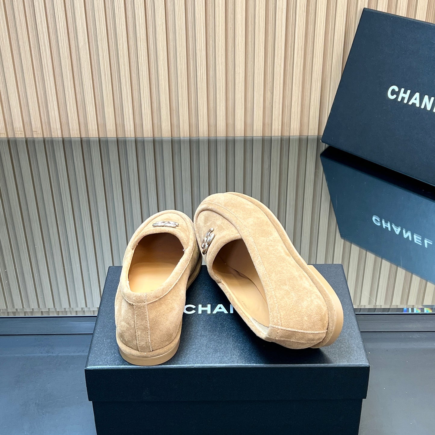 CHANEL 25S TEDDY LOAFER 15MM IN LIGHT BROWN SUEDE SILVER HARDWRE - 35