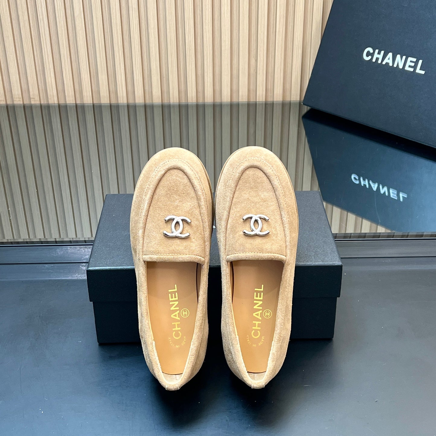CHANEL 25S TEDDY LOAFER 15MM IN LIGHT BROWN SUEDE SILVER HARDWRE - 35