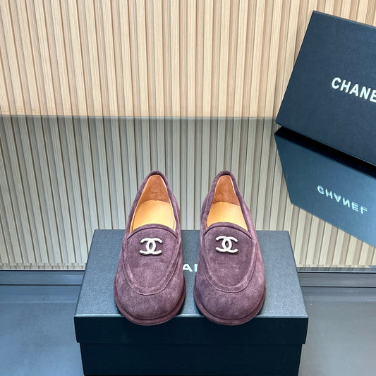 CHANEL 25S ТЕДДІ ЛОФЕРИ 15 ММ З ТЕМНО-ФІОЛЕТОВОЇ ЗАМШІ ЗІ СРІБНОЮ ФУРНІТУРОЮ - 35
