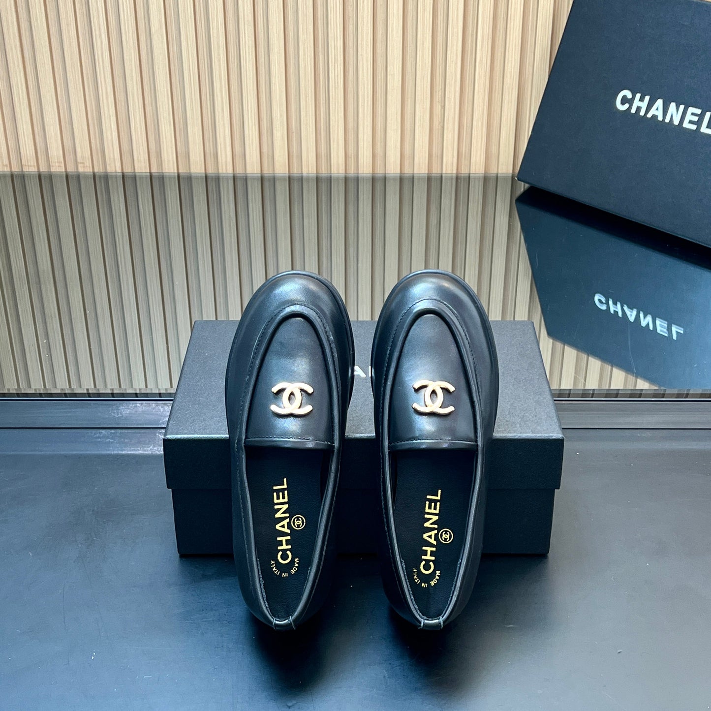 CHANEL 25S TEDDY LOAFER 15MM IN BLACK CALFSKIN GOLD HARDWRE - 35