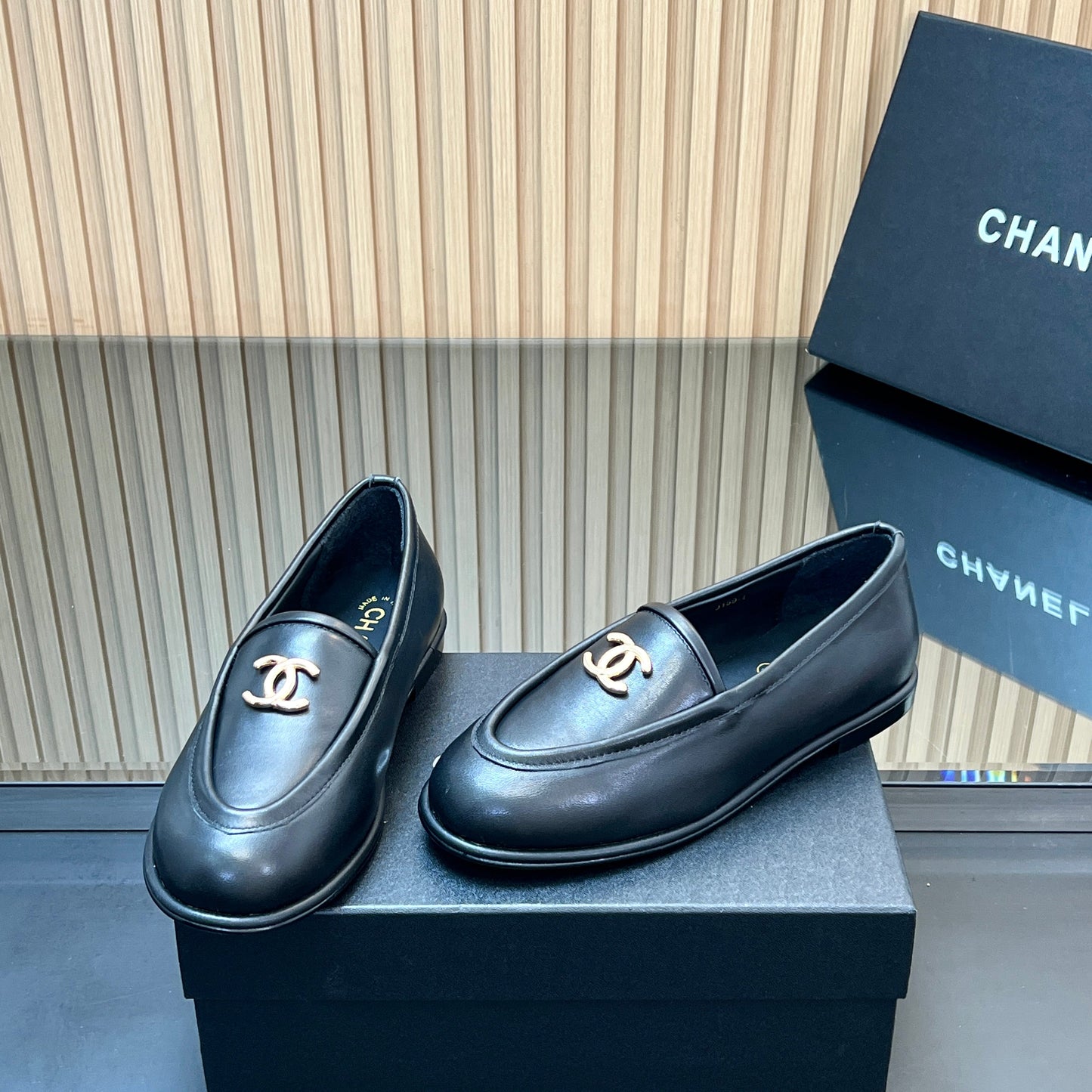 CHANEL 25S TEDDY LOAFER 15MM IN BLACK CALFSKIN GOLD HARDWRE - 35