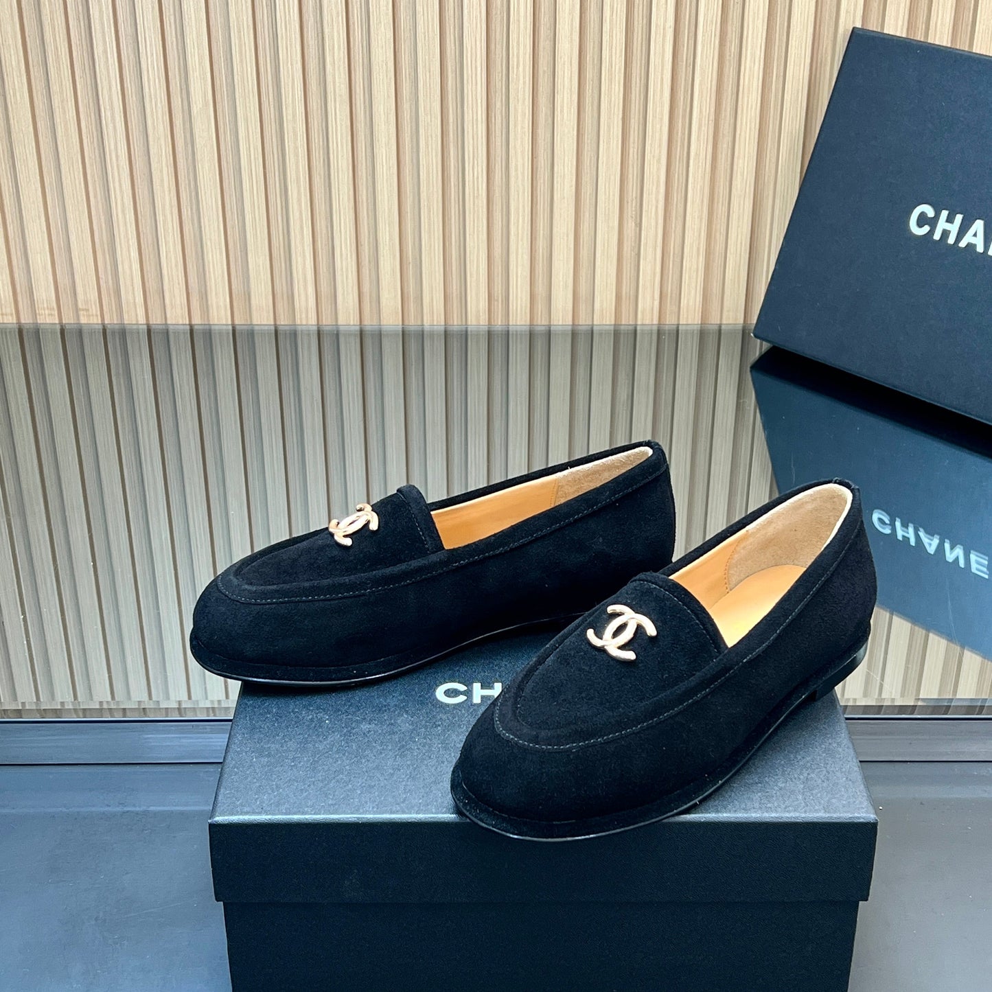 CHANEL 25S TEDDY LOAFER 15MM IN BLACK SUEDE - 35