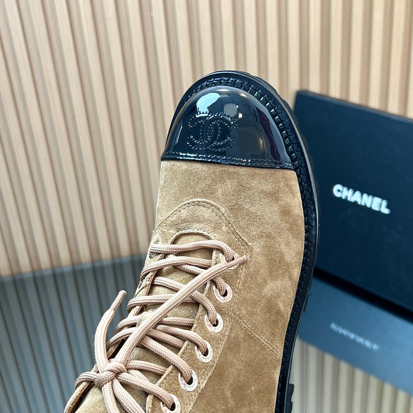 CHANEL 25S MARTIN LACE-UP BOOTS WITH CHAIN DETAIL IN LIGHT BROWN SUEDE - 35