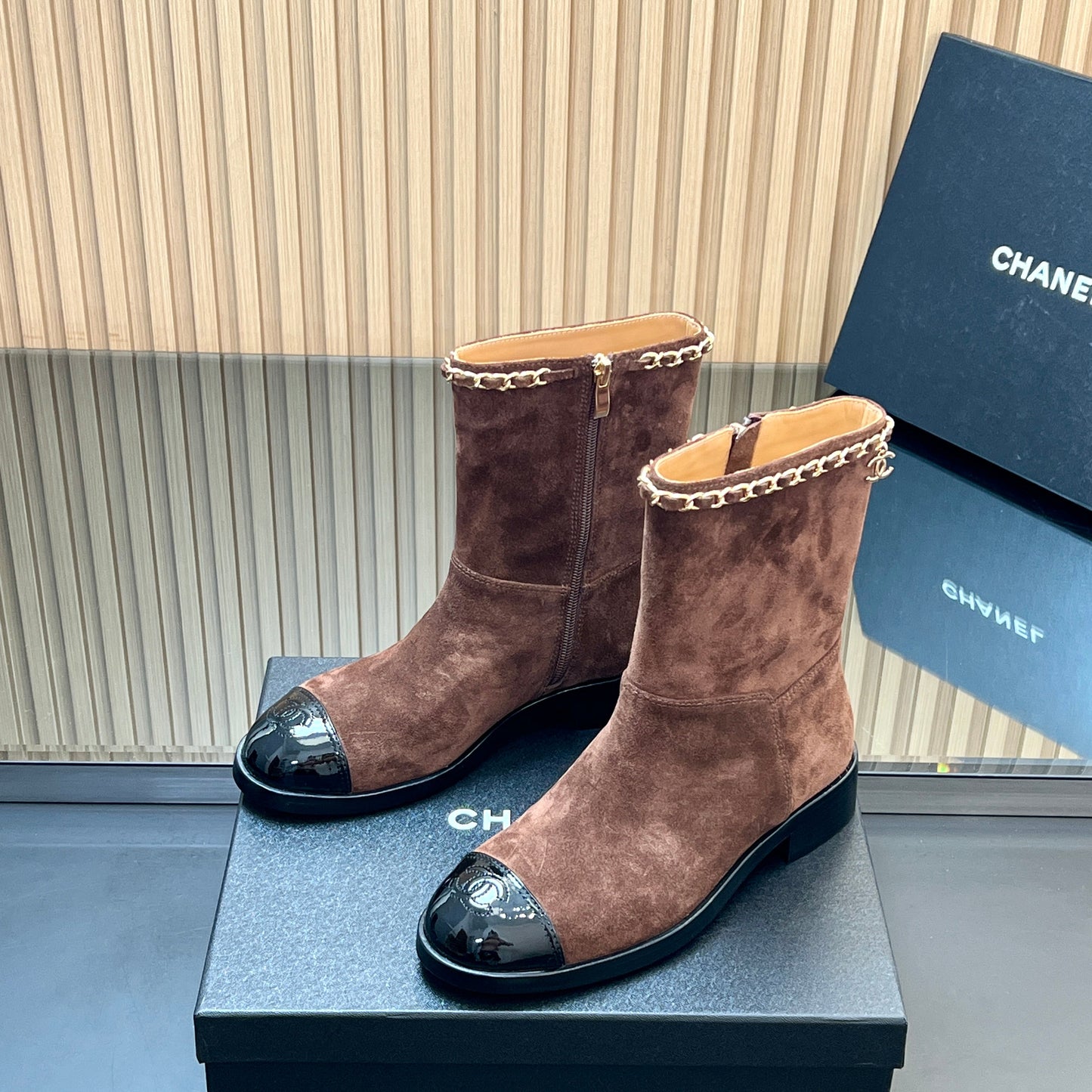 CHANEL 25S SHORT BOOTS WITH CHAIN IN DARK BROWN SUEDE - 35