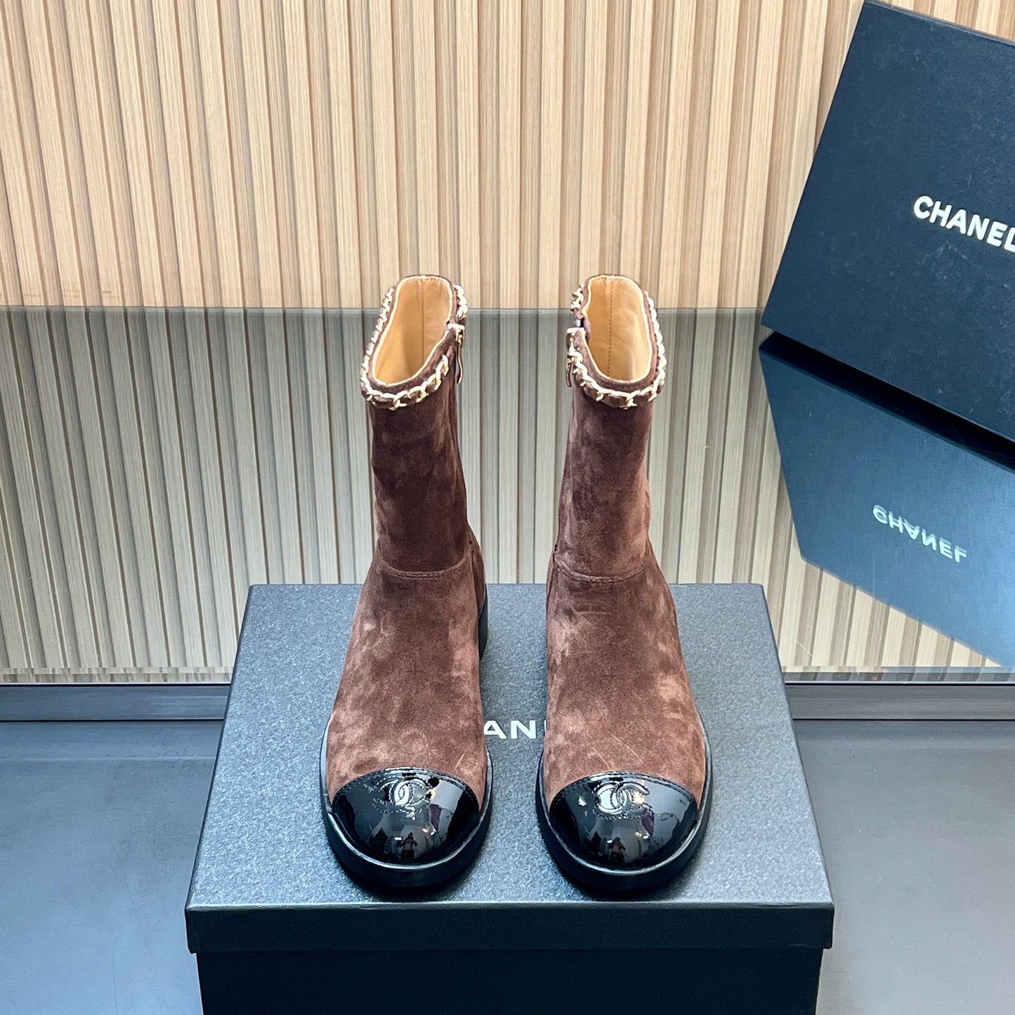 CHANEL 25S SHORT BOOTS WITH CHAIN IN DARK BROWN SUEDE - 35