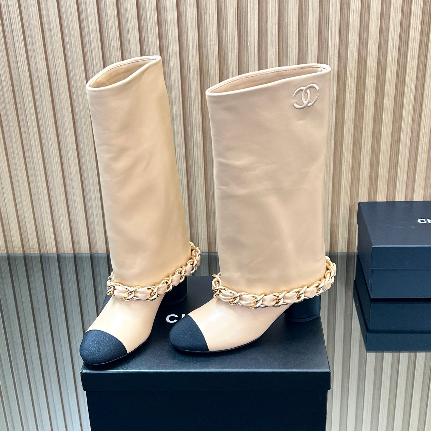CHANEL 25S HIGH BOOTS 65MM IN BEIGE CALFSKIN GOLD HARDWRE - 35
