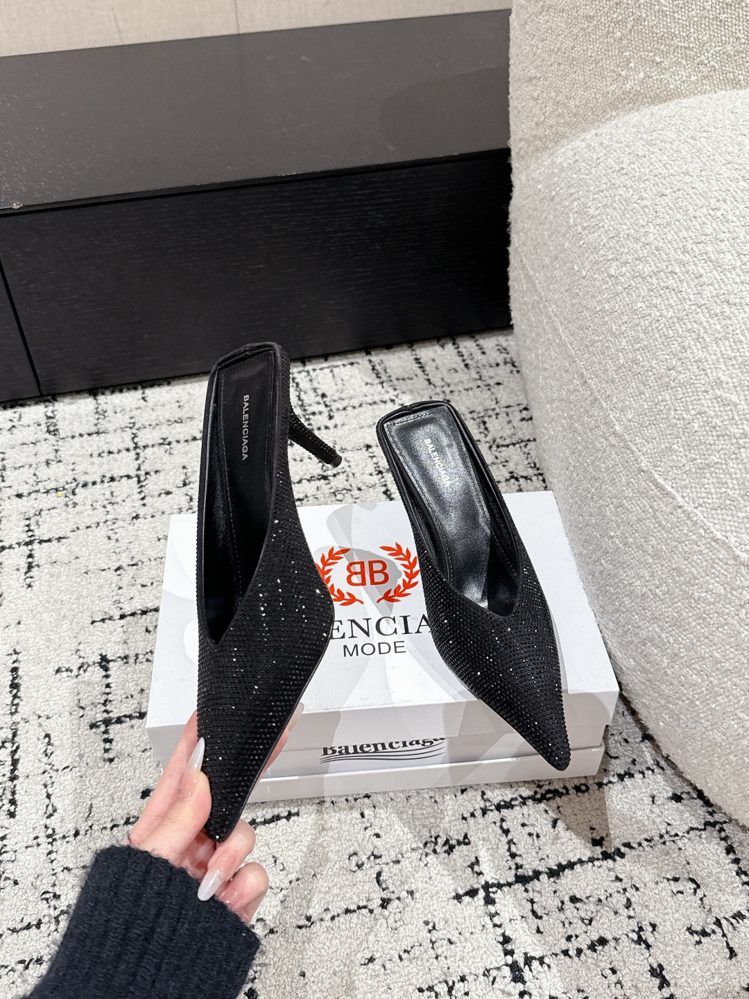 KNIFE 65MM HIGH MULE IN BLACK SUEDE ATTACHED FULL CRYSTALS - 35