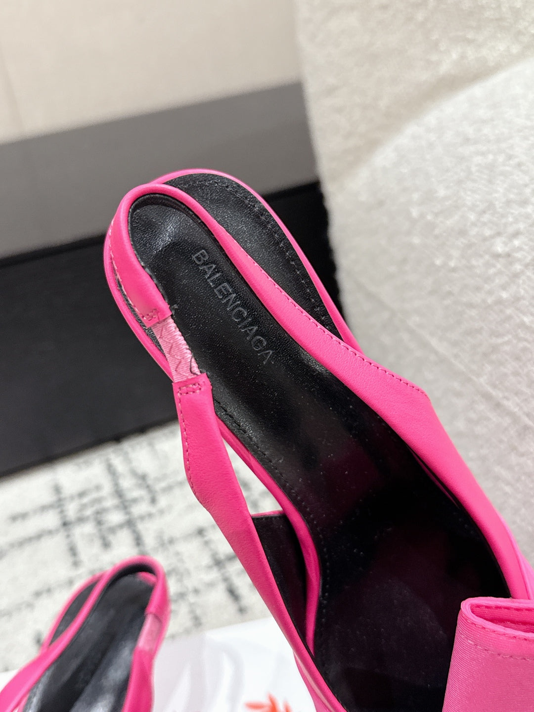 KNIFE CHEMISE 45MM SLINGBACK IN PUNCH PINK COTTON AND CALFSKIN - 34