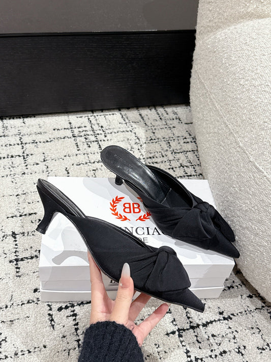 KNIFE LAVALIÈRE 45MM MULE IN BLACK NYLON JERSEY - 34
