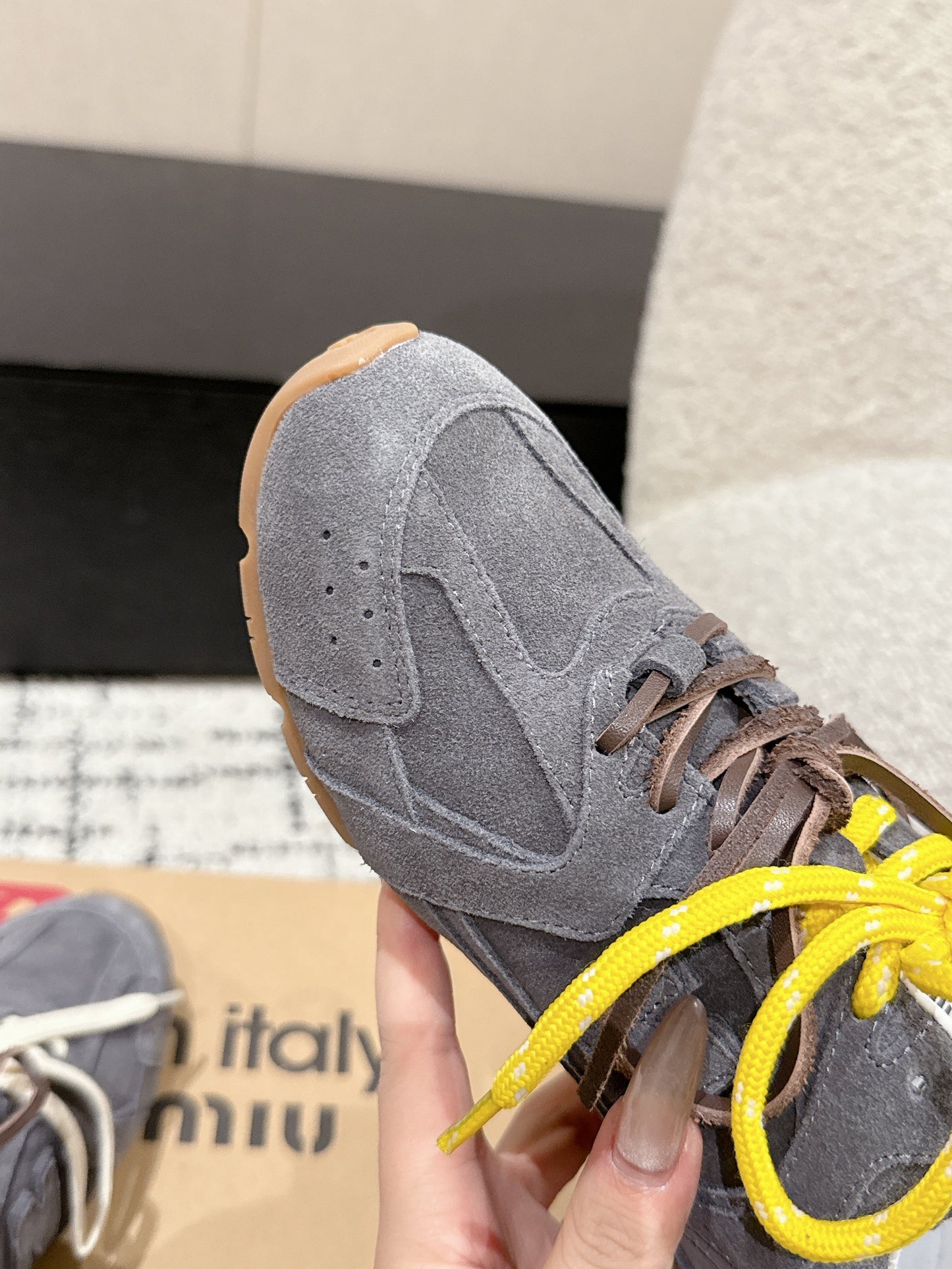 MM x NB SNEAKER IN GREY SUEDE - 35