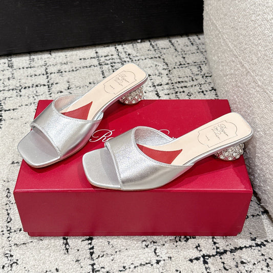 ROGER VIVIER 25S CRYSTAL HEEL MULE IN SILVER CALFSKIN - 34