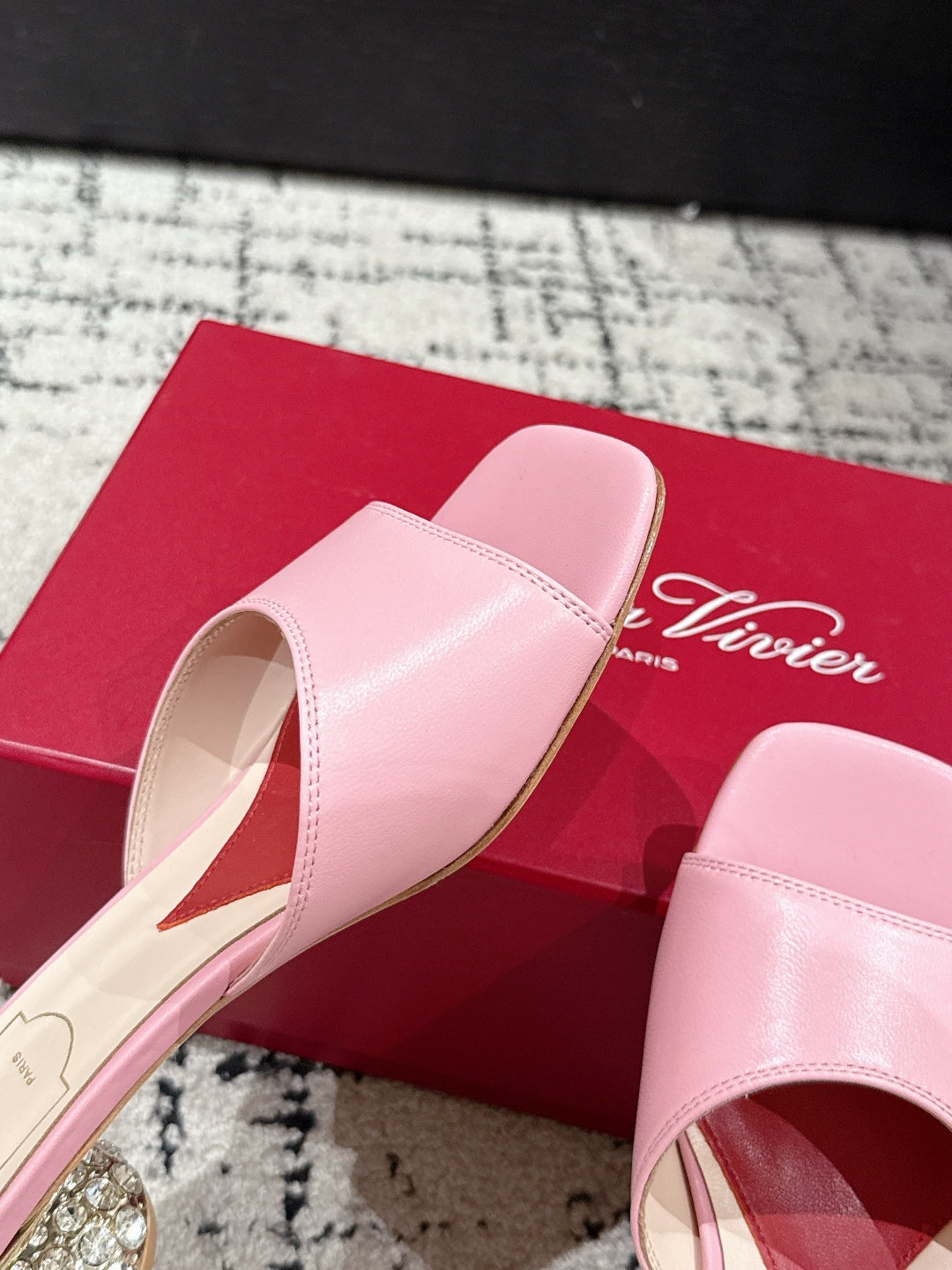ROGER VIVIER 25S CRYSTAL HEEL MULE IN LIGHT PINK CALFSKIN - 34