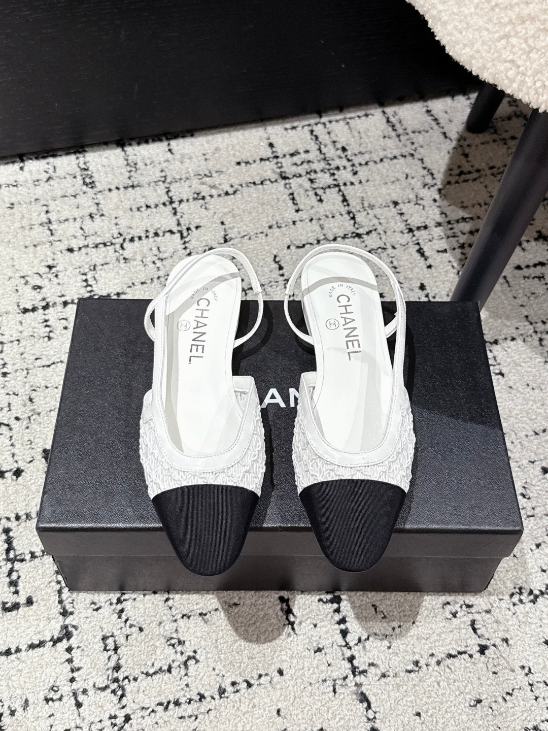 SLINGBACK 25S IN WHITE FABRIC AND BLACK CALFSKIN CANVAS - 35