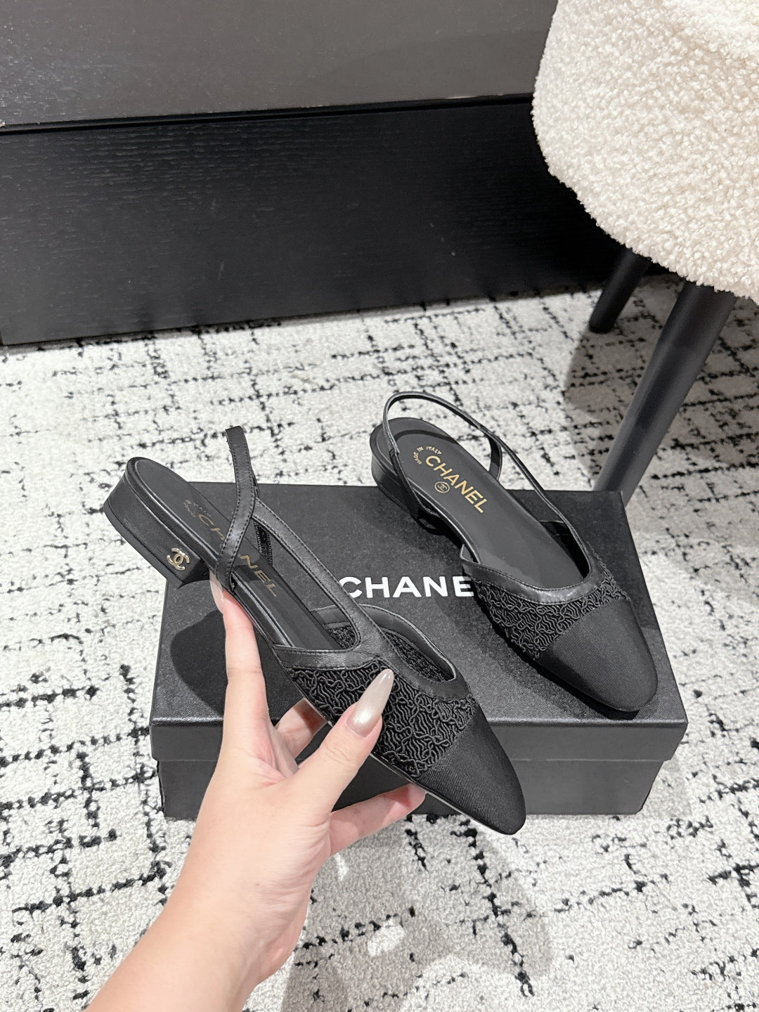 SLINGBACK 25S IN BLACK FABRIC - 35