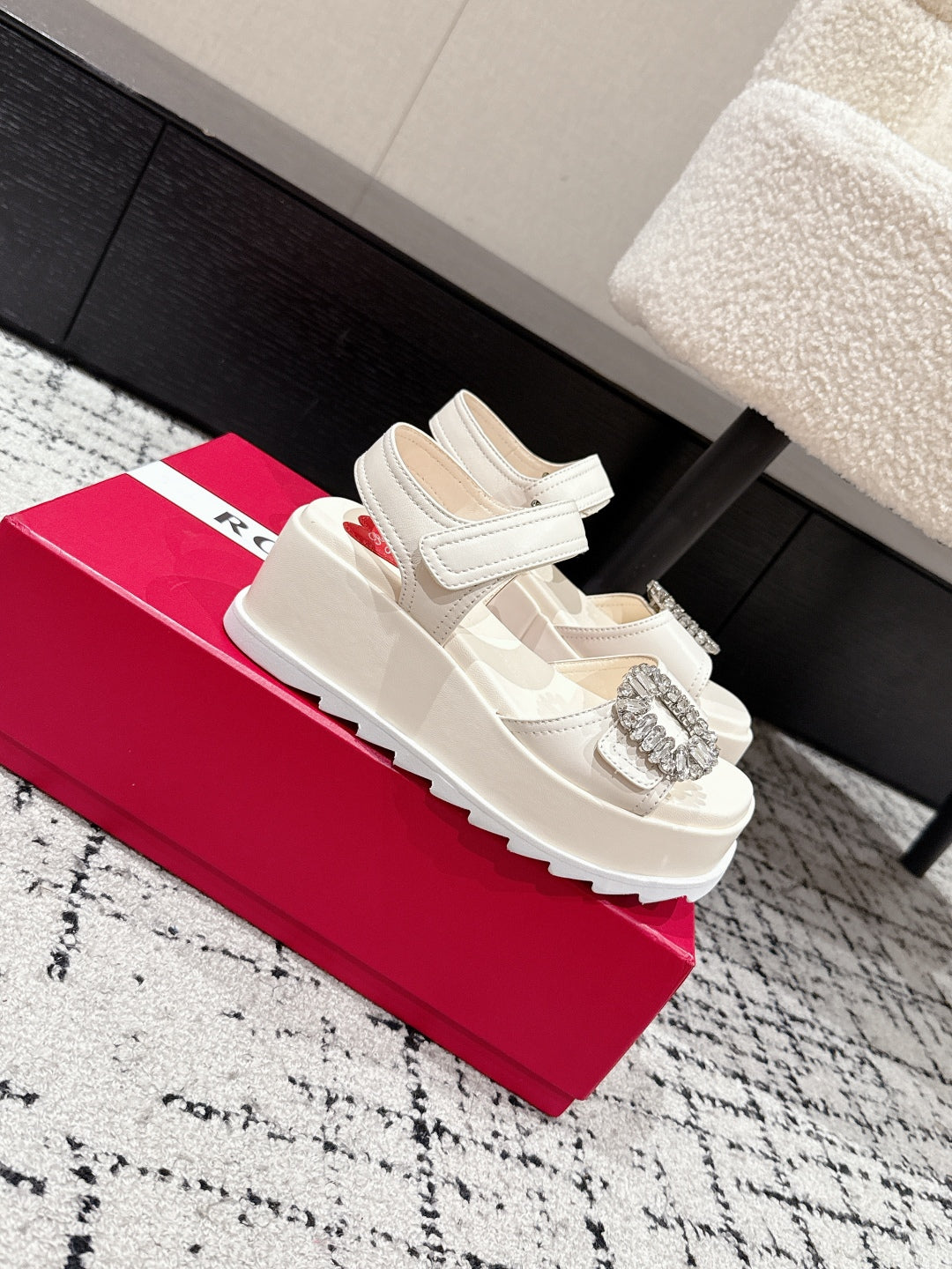 ROGER VIVIER 25S SLIDY VIV' WEDGE SANDALS 70 MM IN IVORY CALFSKIN EMBELLISHED CRYSTALS - 35