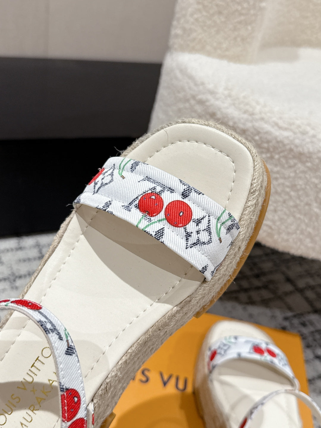 LV PLATFORM ESPADRILLE SANDALS 25S IN WHITE DENIM - 35