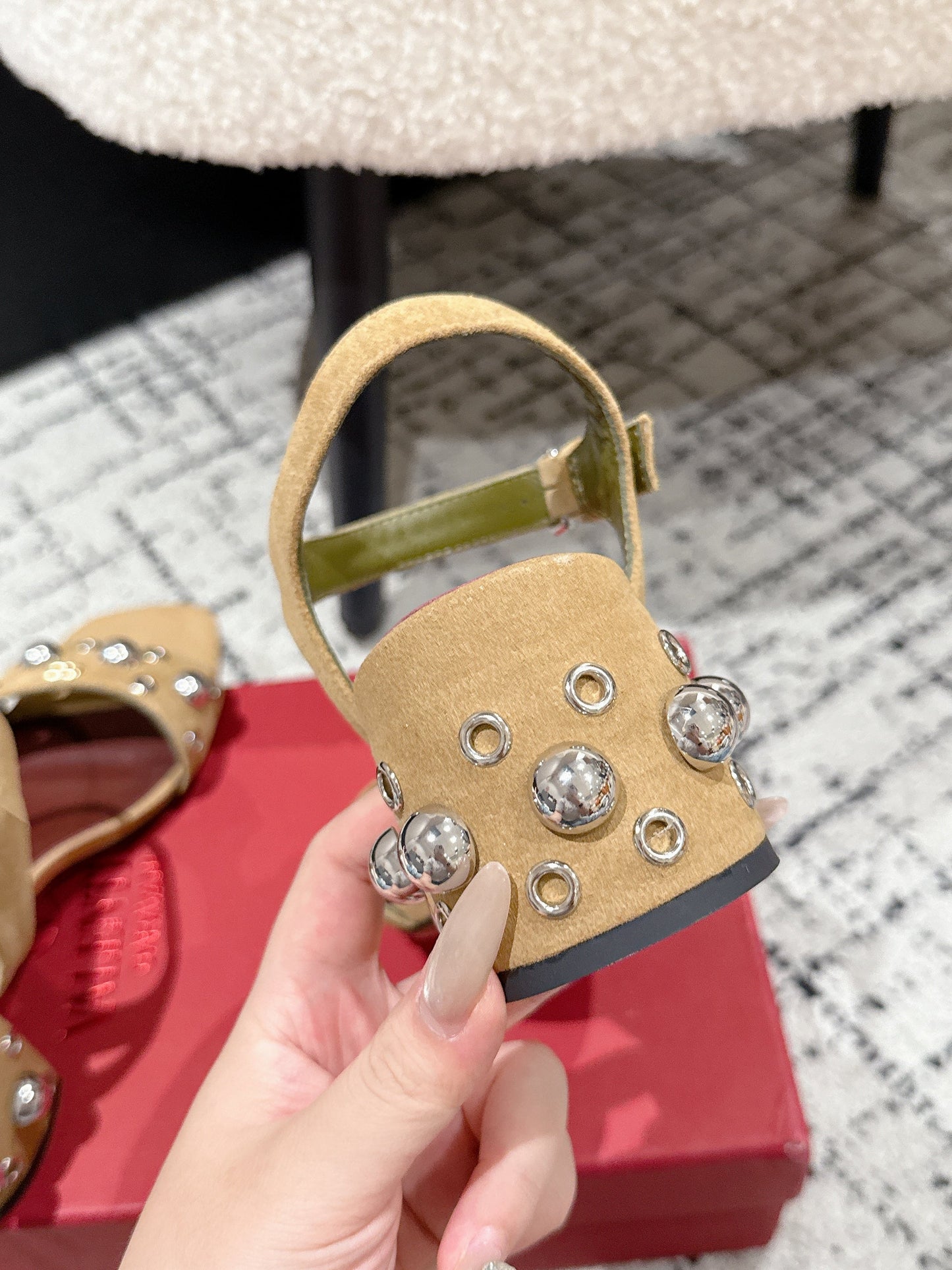 VLTN STUDDED BLOCK HEEL SANDALS 25S 60 MM IN LIGHT BROWN SUEDE - 35