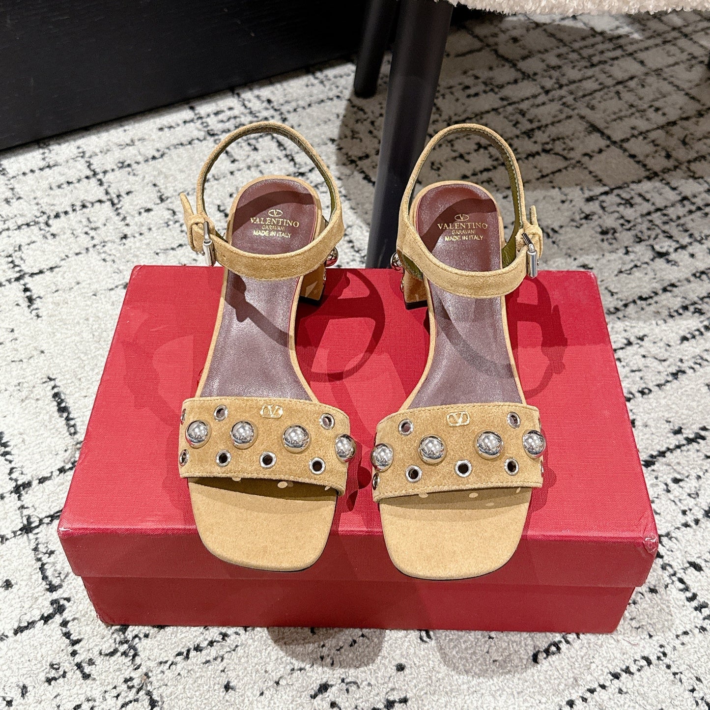 VLTN STUDDED BLOCK HEEL SANDALS 25S 60 MM IN LIGHT BROWN SUEDE - 35