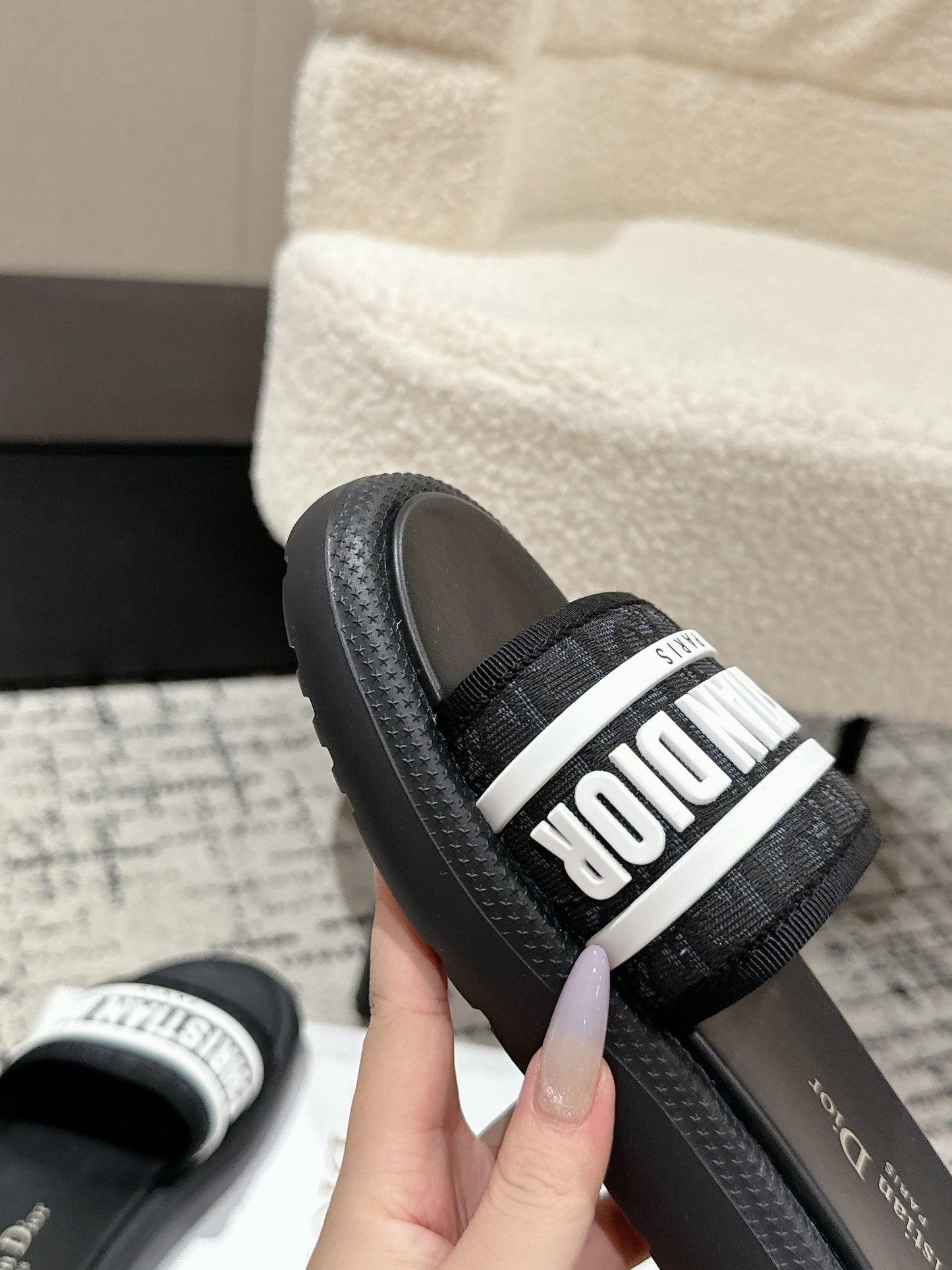 DIOR SLIDES 25S IN BLACK LAMBSKIN AND FABIRC WITH BRAND LOGO STYLE 1 - 35