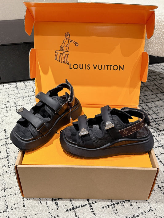 LV WEDGE SANDALS 25S 55 MM IN BLACK CALFSKIN - 35