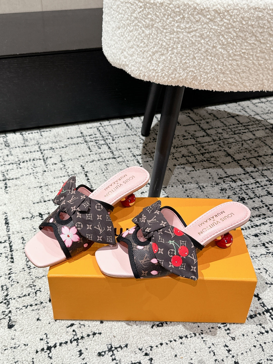 LV CHERRY HIGH HEELS 25S IN DARK BROWN AND PINK CALFSKIN WITH BOW STYLE 16 - 35