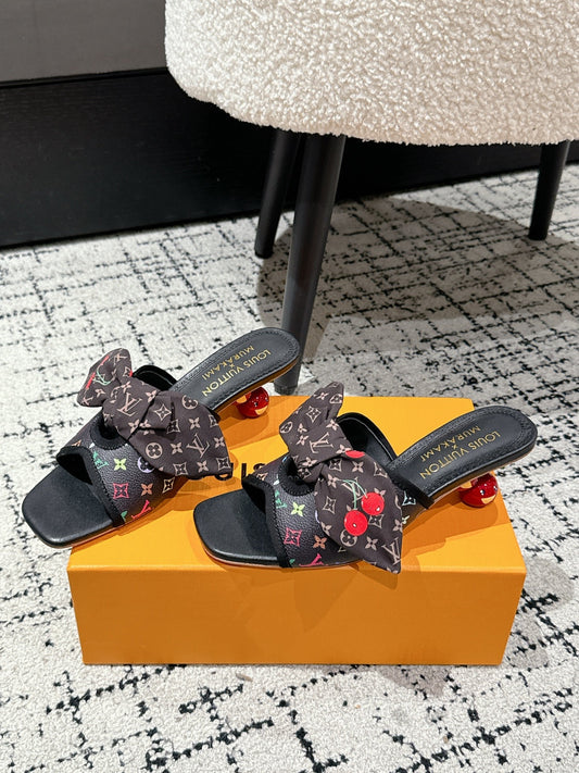 LV CHERRY HIGH HEELS 25S IN BLACK CALFSKIN WITH BOW STYLE 12 - 35