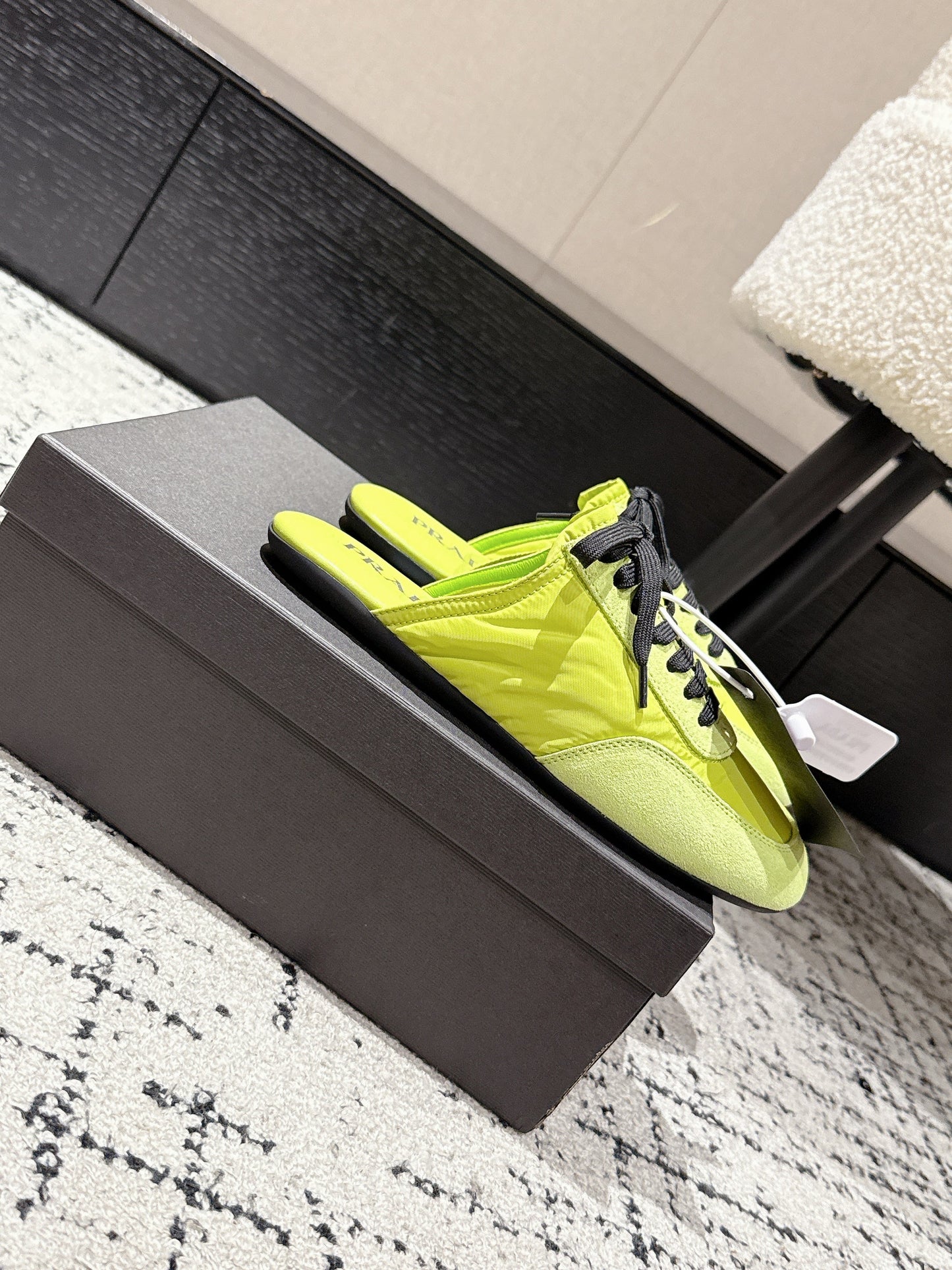 PRADA 25S DEXUN MULE IN LIME GREEN SUEDE LEATHER - 35