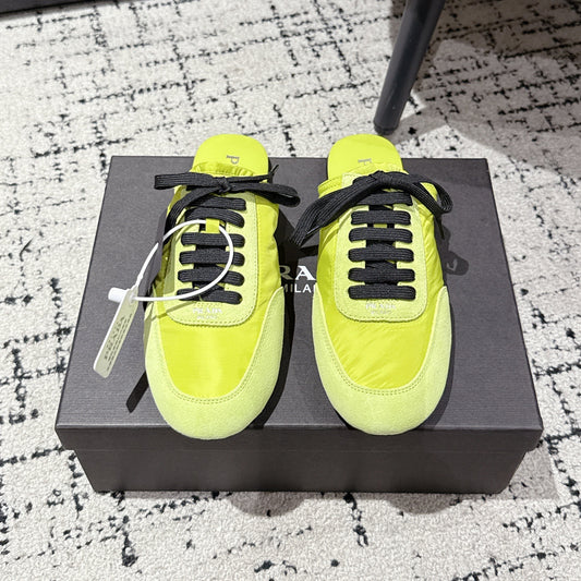 PRADA 25S DEXUN MULE IN LIME GREEN SUEDE LEATHER - 35