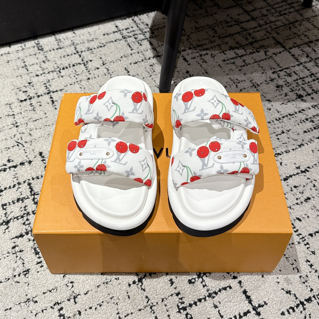 LV TWO-STRAP SLIDES 25S IN WHITE FABRIC AND CALFSKIN - 35