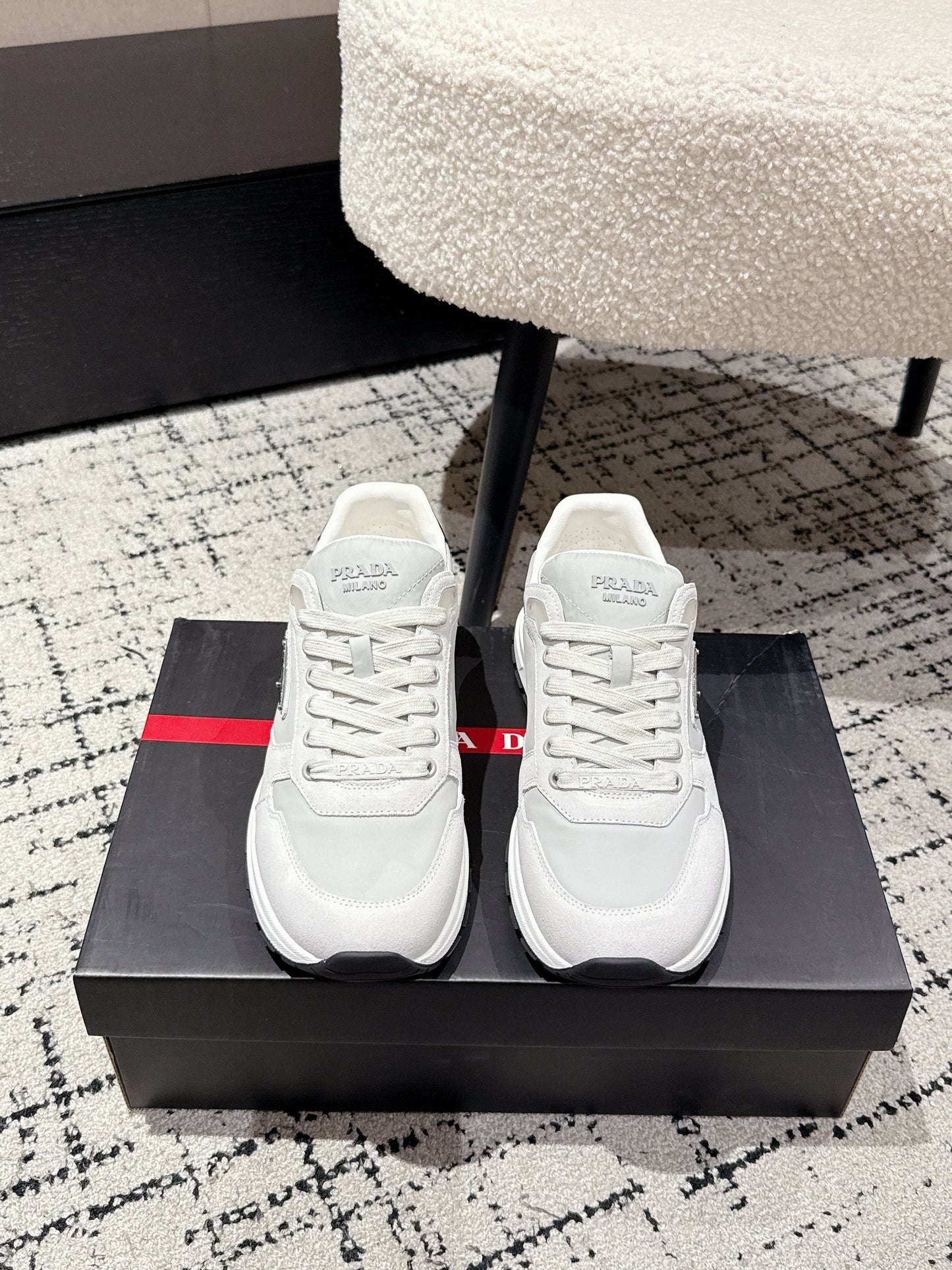 PRADA 25S MEN SNEAKERS LOGO IN WHITE AND MULBERRY NUBUCK AND CANVAS - 38