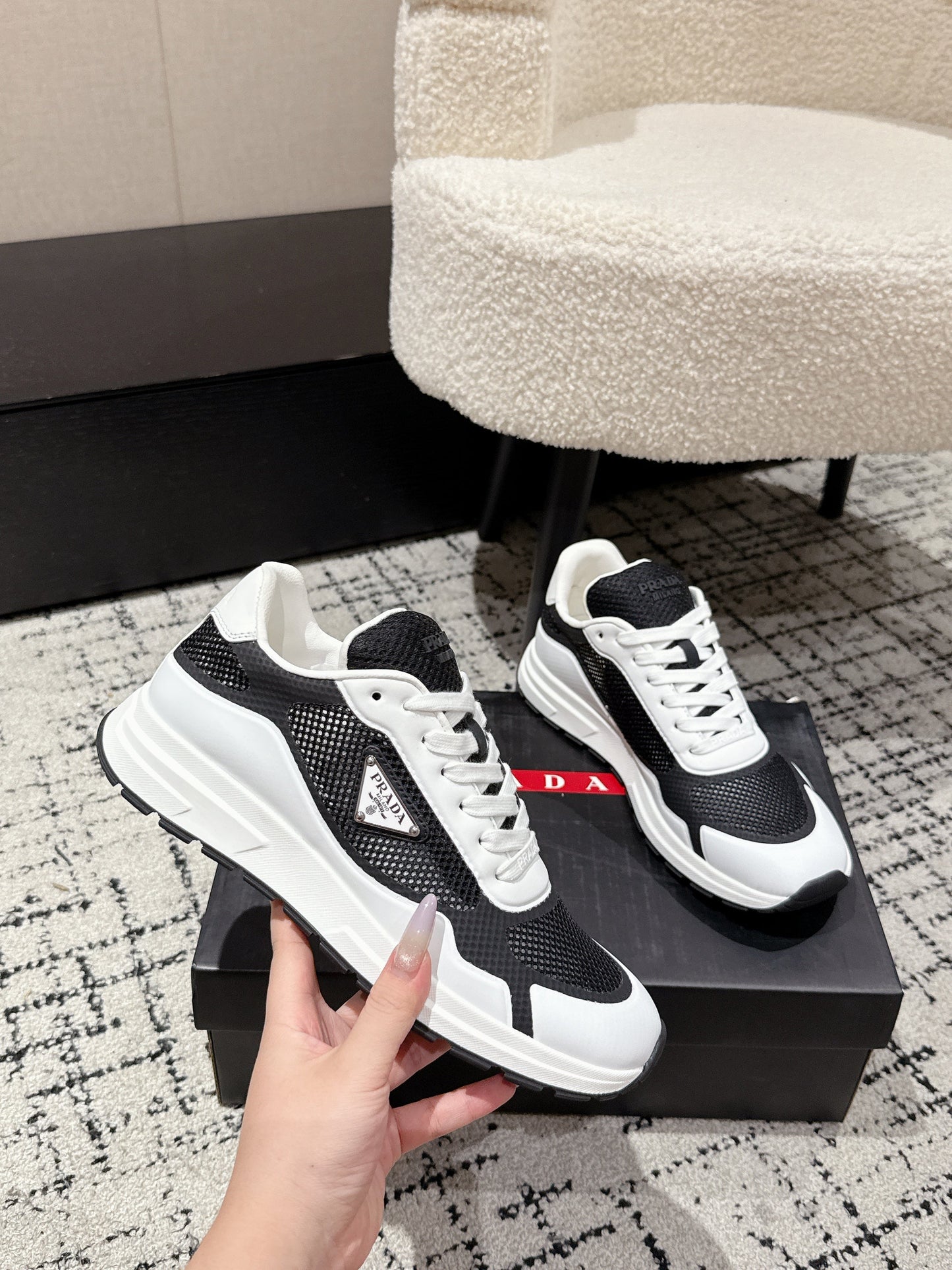 PRADA 25S MEN SNEAKERS IN BLACK AND WHITE CANVAS - 38