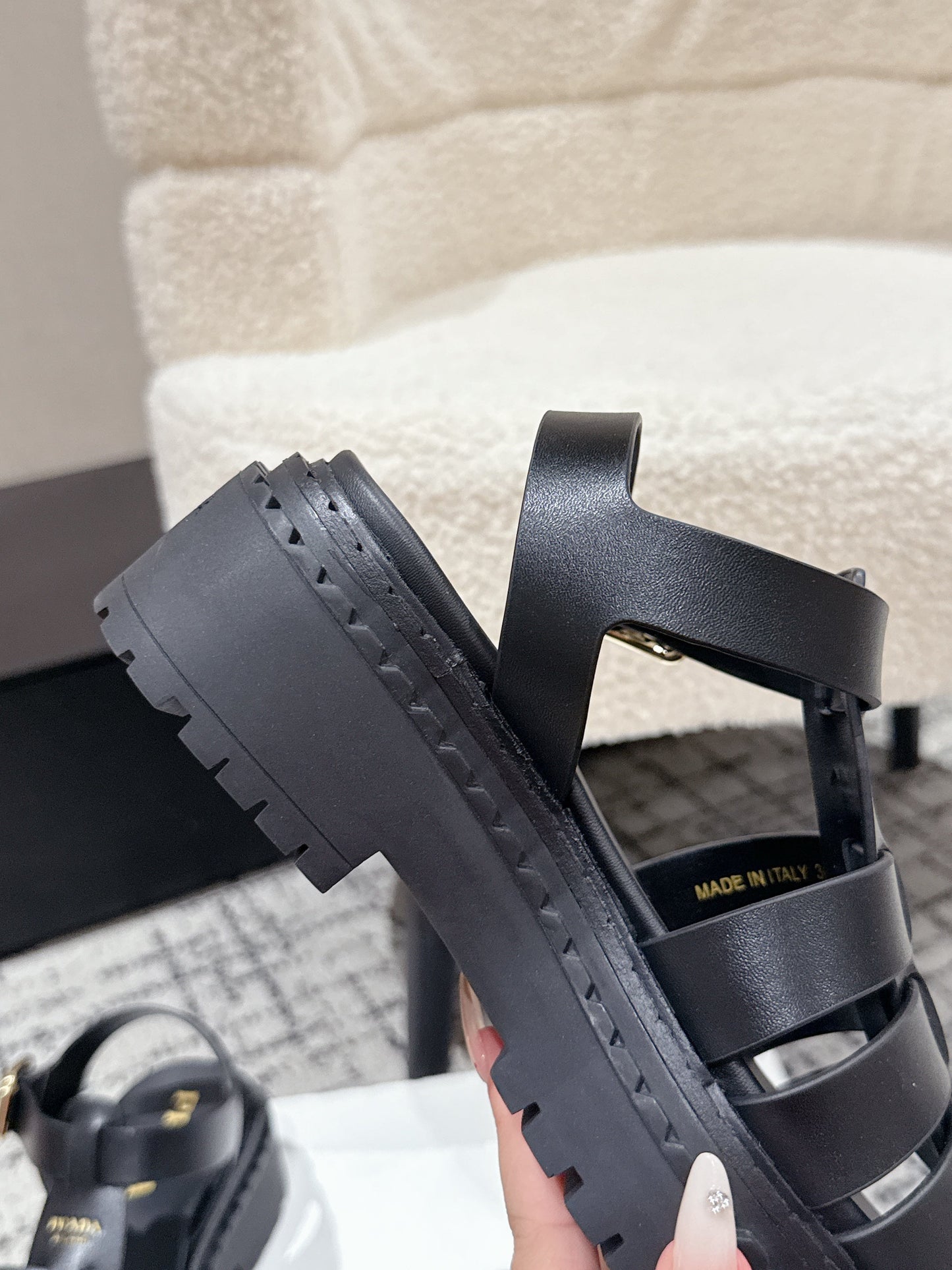 PRADA 25S FISHERMAN OPEN TOE SANDALS IN BLACK CALFSKIN - 35