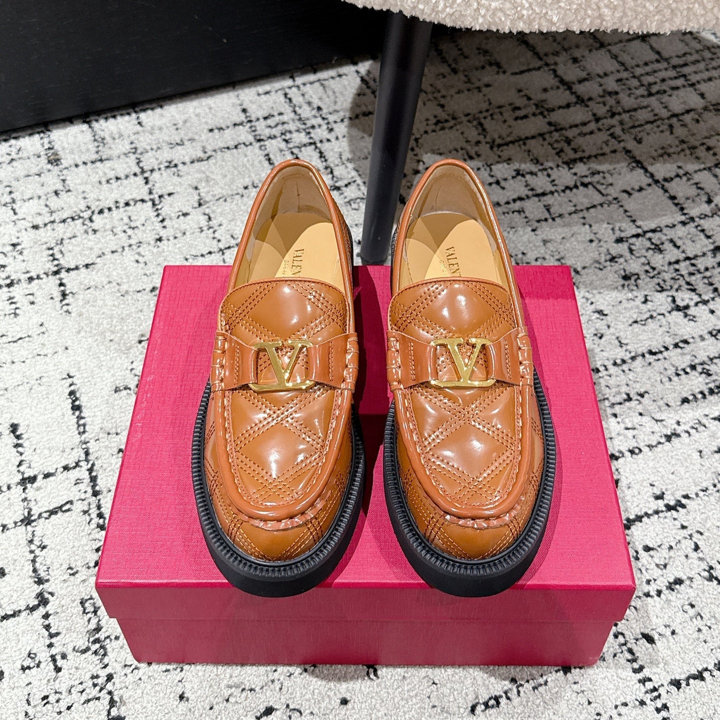 VLTN LOAFER 25S IN BROWN CALFSKIN WITH GOLD HARDWARE - 35